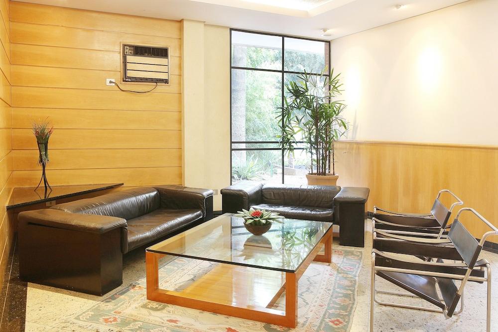 Aparthotel Alameda 3*